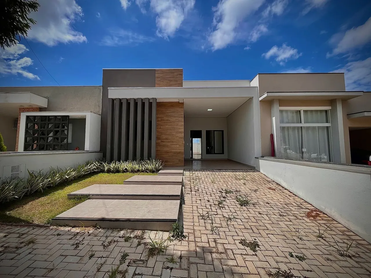 Casa a venda em um dos melhores condominios da cidade