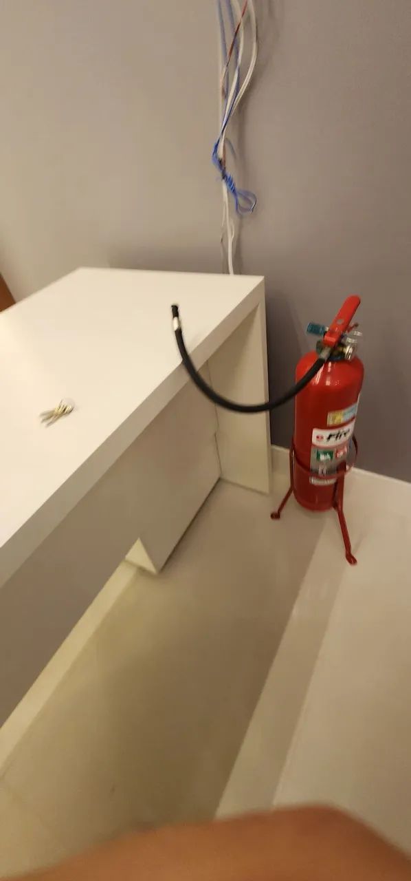 Vende-se Luxuosa sala Odontológica no Vieiralves  - Foto 10