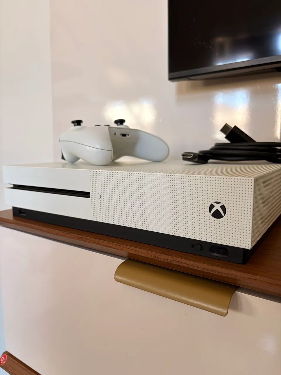 XBOX ONE 1TB  - Foto 2