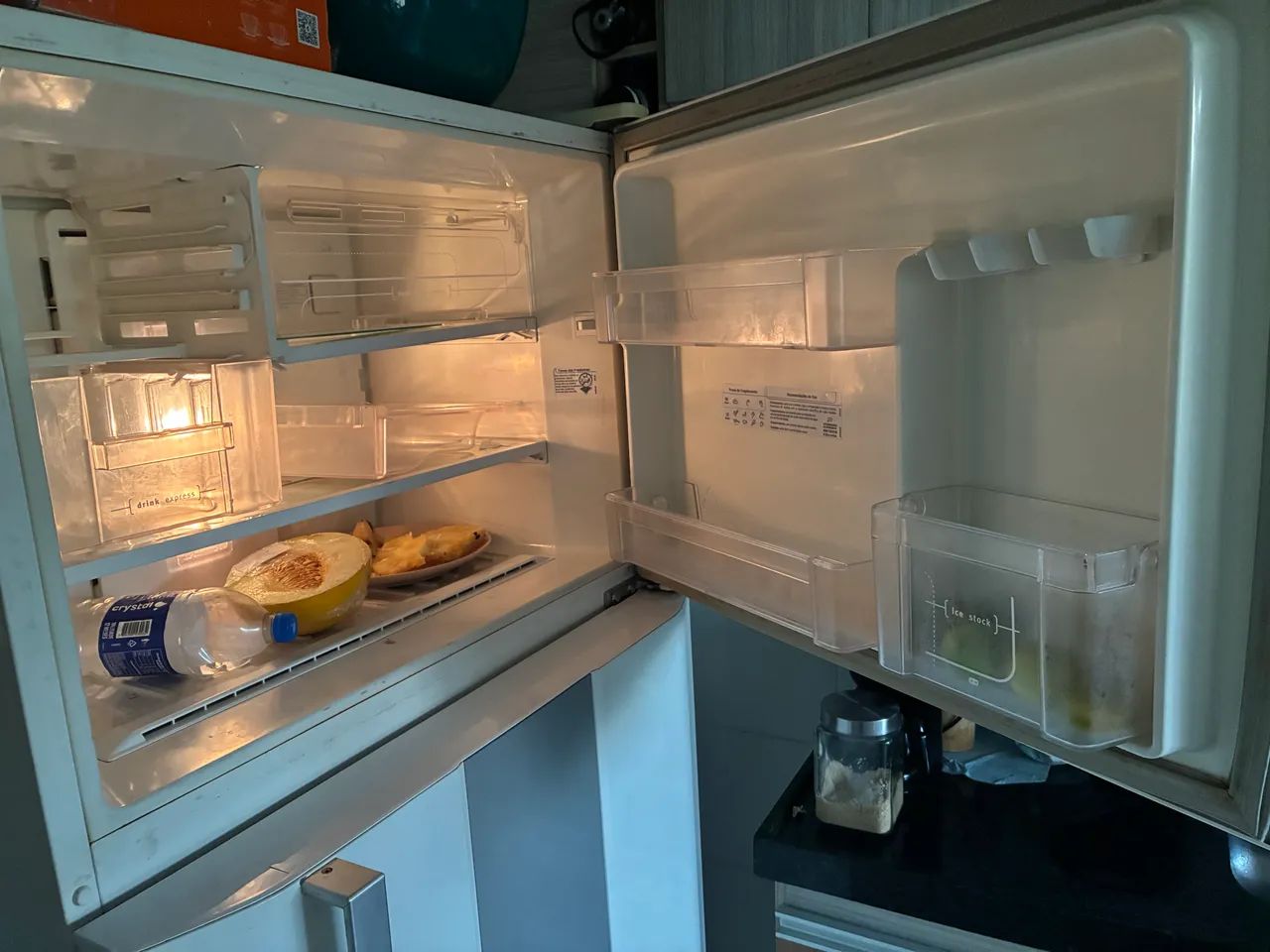 Geladeira Electrolux DF80 em perfeito estado - Foto 4