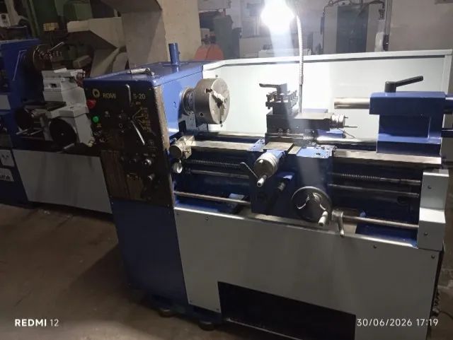 VENDO TORNO ROMI S20 - Foto 2