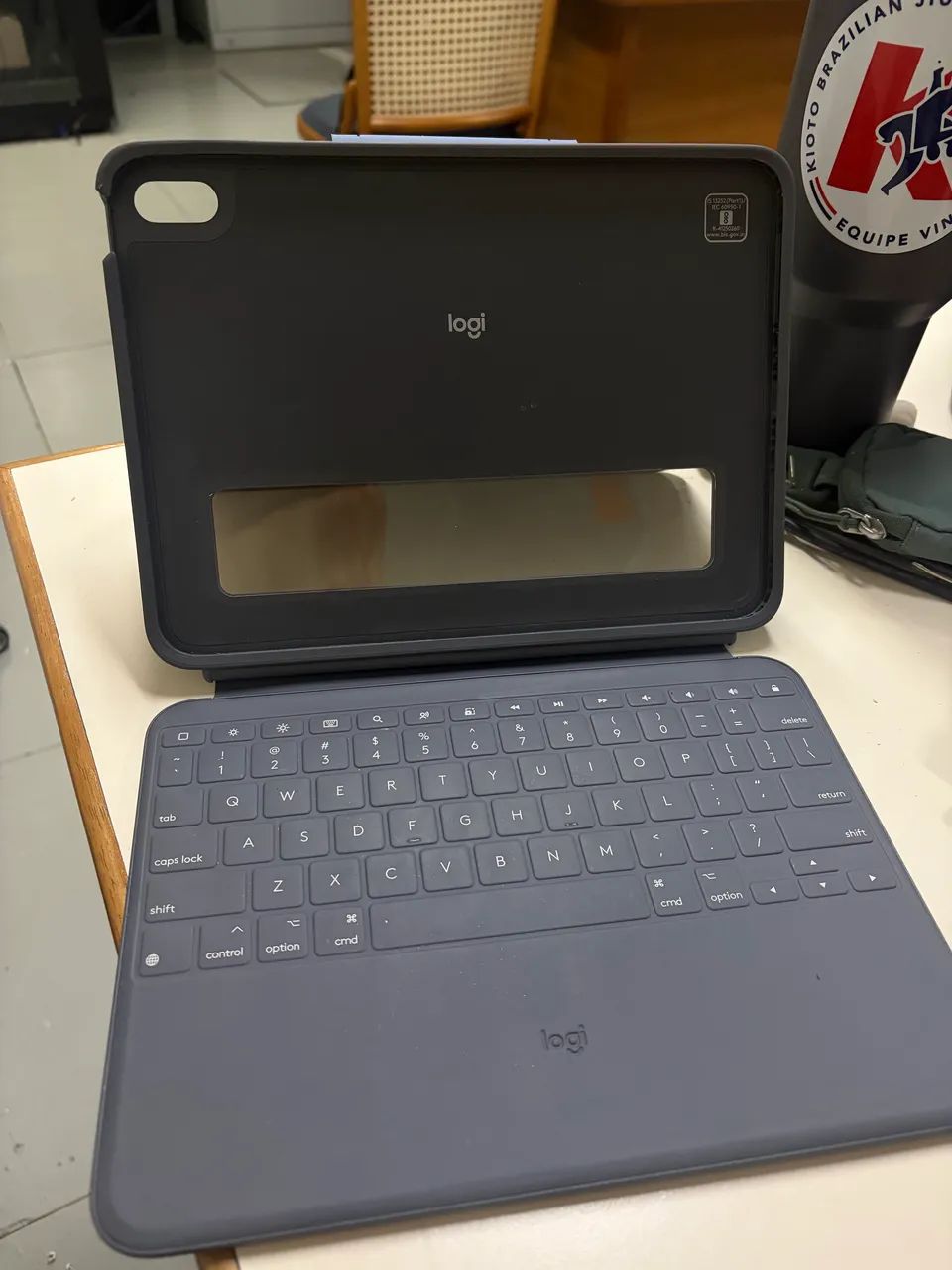 Capa iPad Logitech Rugged Folio, Para Ipad 10ª Geração - Foto 3