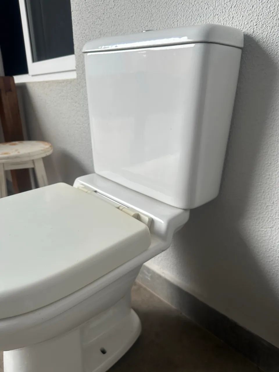 Vaso sanitário com caixa acoplada  - Foto 3