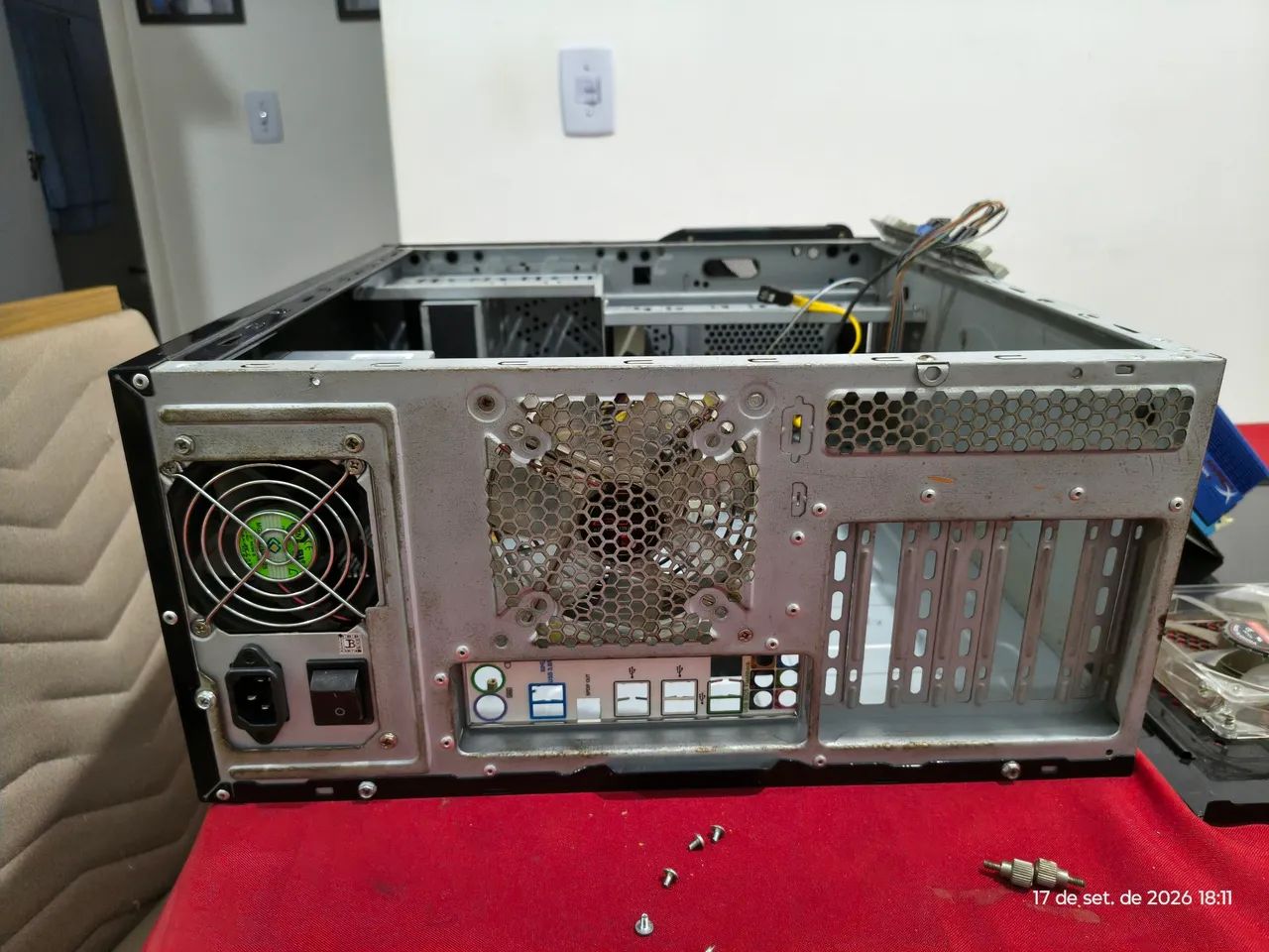 Gabinete gamer L20xC49xA44  - Foto 3