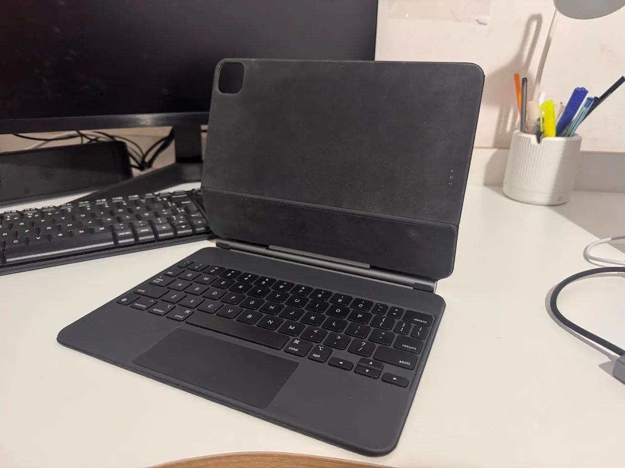 iPad Pro M1 11 Polegadas 128GB + Apple Pencil 2ª Geração + Magic Keyboard Apple  - Foto 4