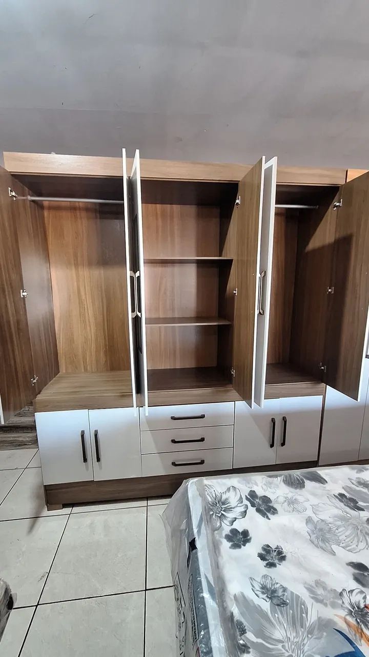 Guarda roupa casal 10 portas 3 gavetas - Foto 2