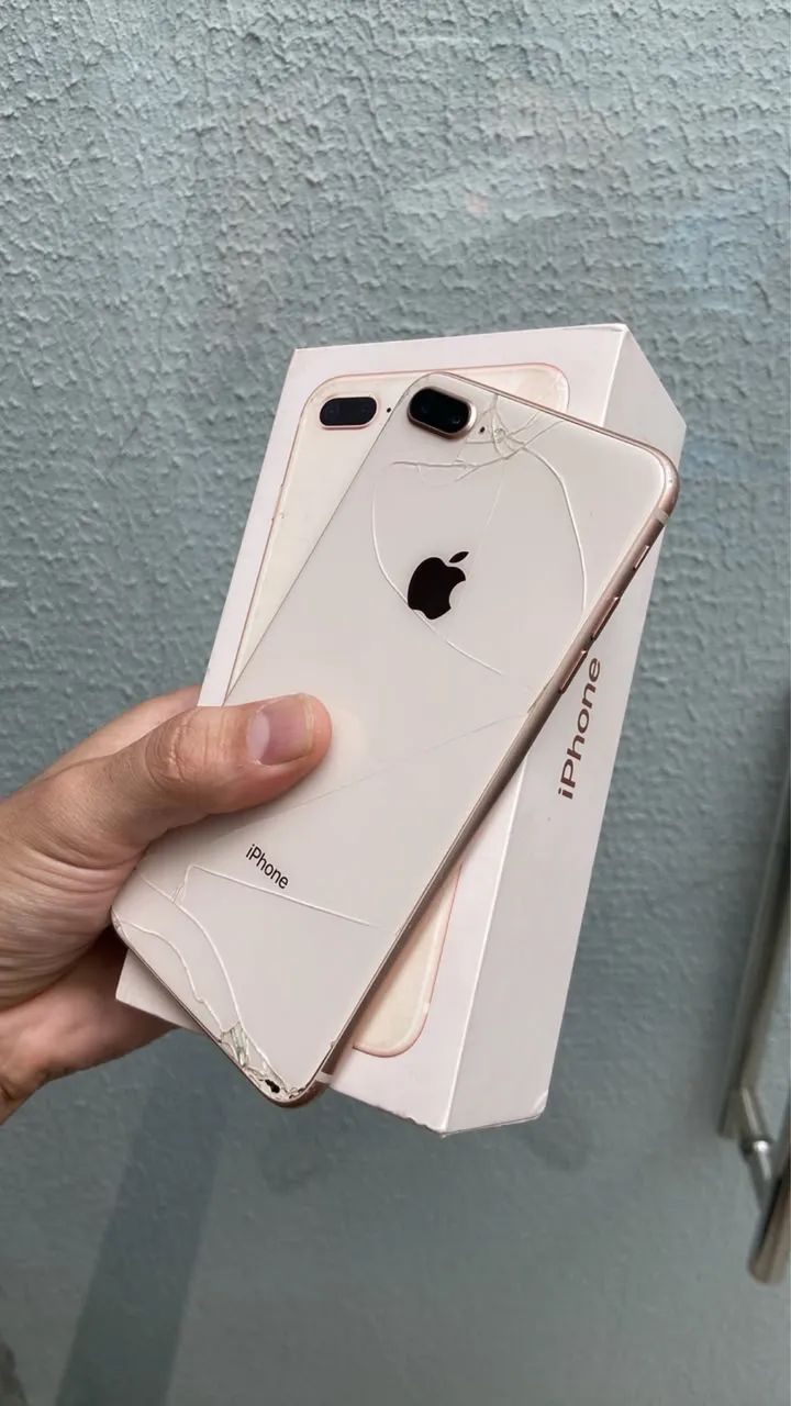 IPHONE 8 PLUS 