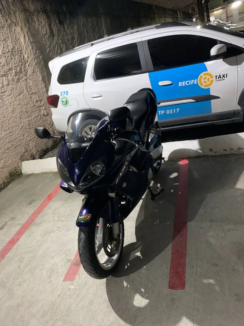 CBR 600 F4i