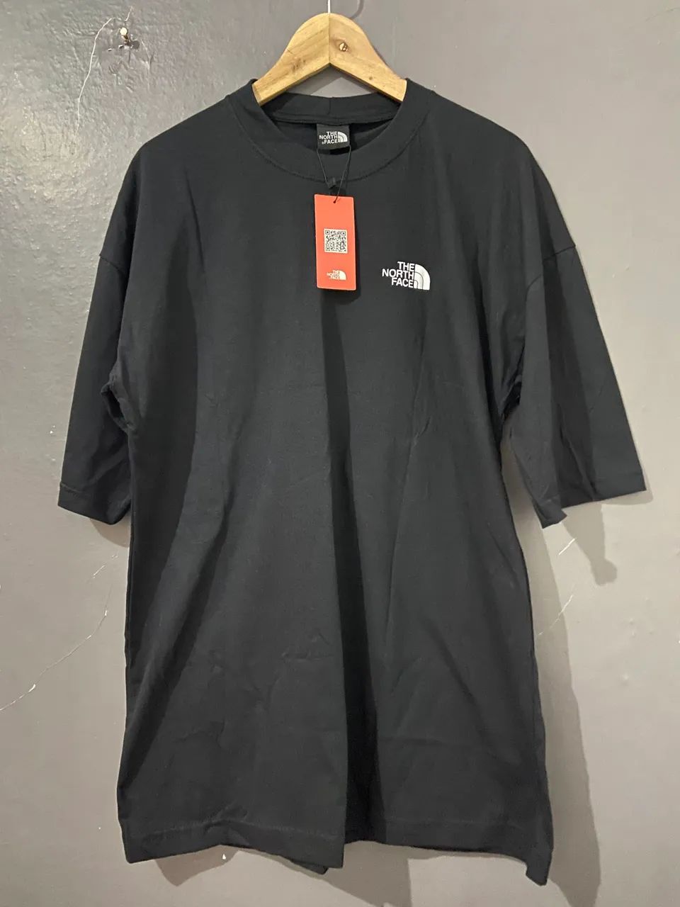 Camiseta The North Face "Mountain" - Foto 3
