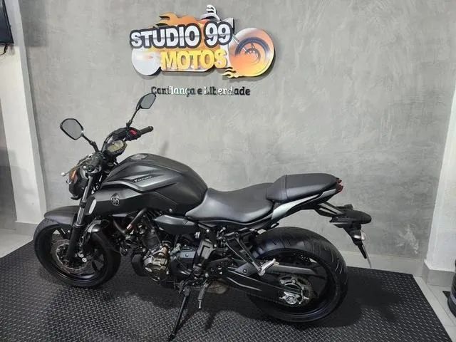 YAMAHA MT07 ABS 2024 - Foto 4