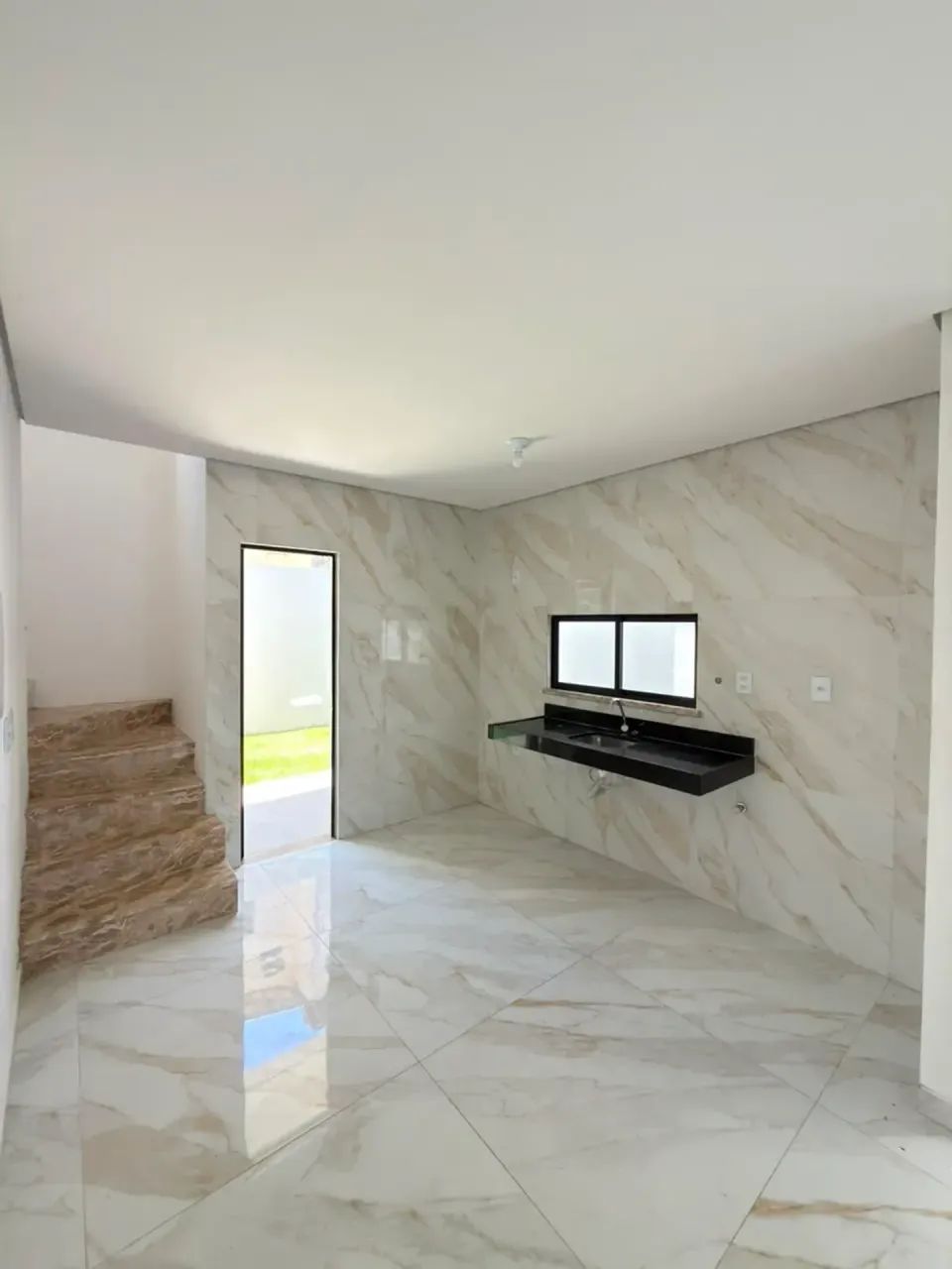 Casa Duplex no Edson Queiroz com 3 Suítes