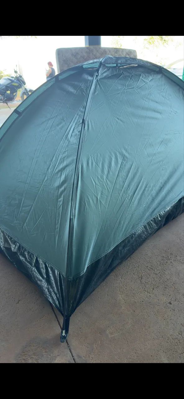 Barraca para acampamento iglu 2 pessoas - SEMI NOVA, USADA APENAS UMA VEZ.  - Foto 2