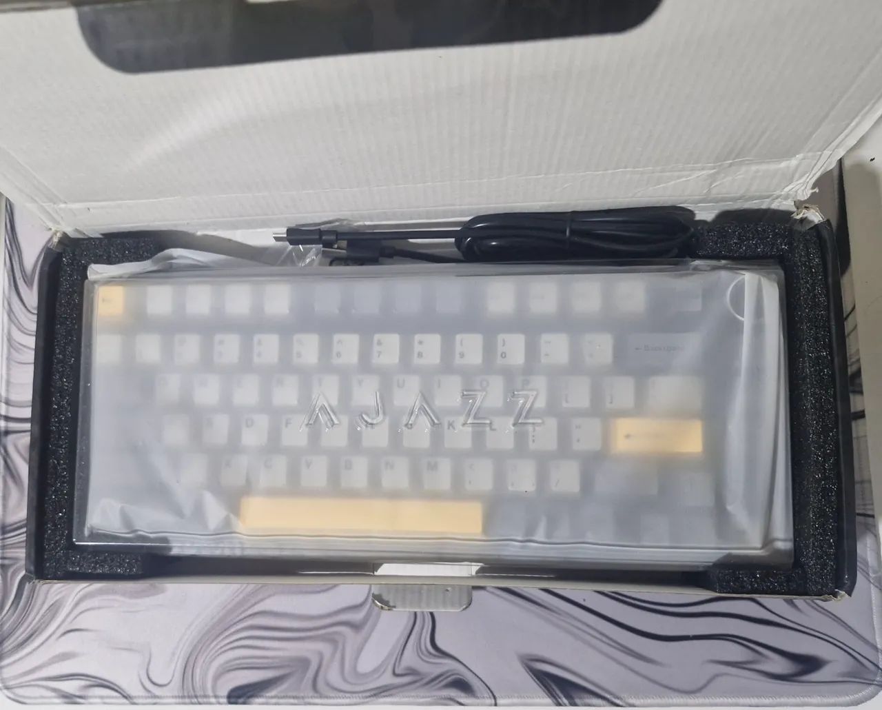 Teclado Mecânico Ajazz AK820 Pro Cinza Branco Wireless Telinha LCD