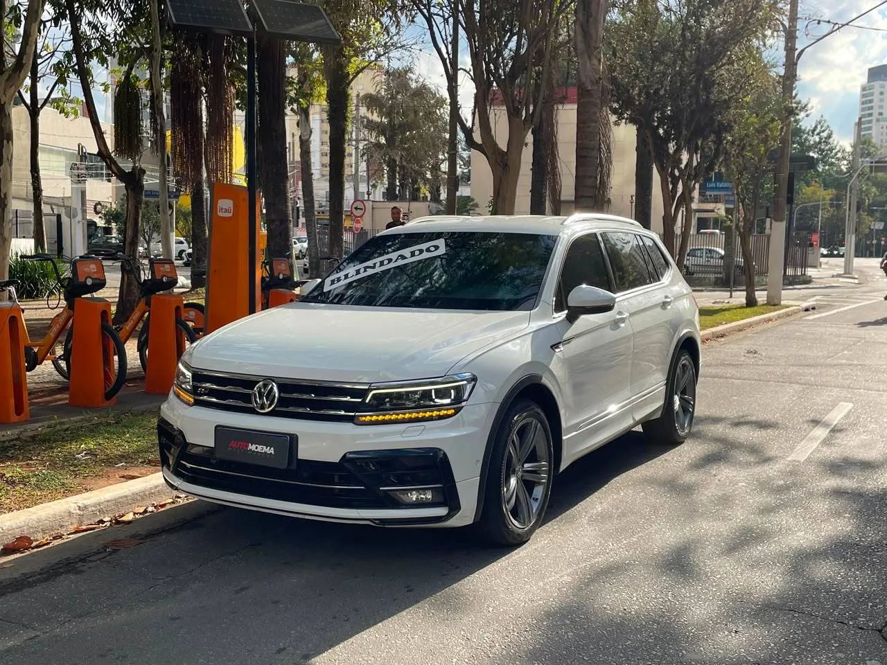 Volkswagen Tiguan Allspac R-Line 350 TSI 2.0 4x4, foto 5 de 19