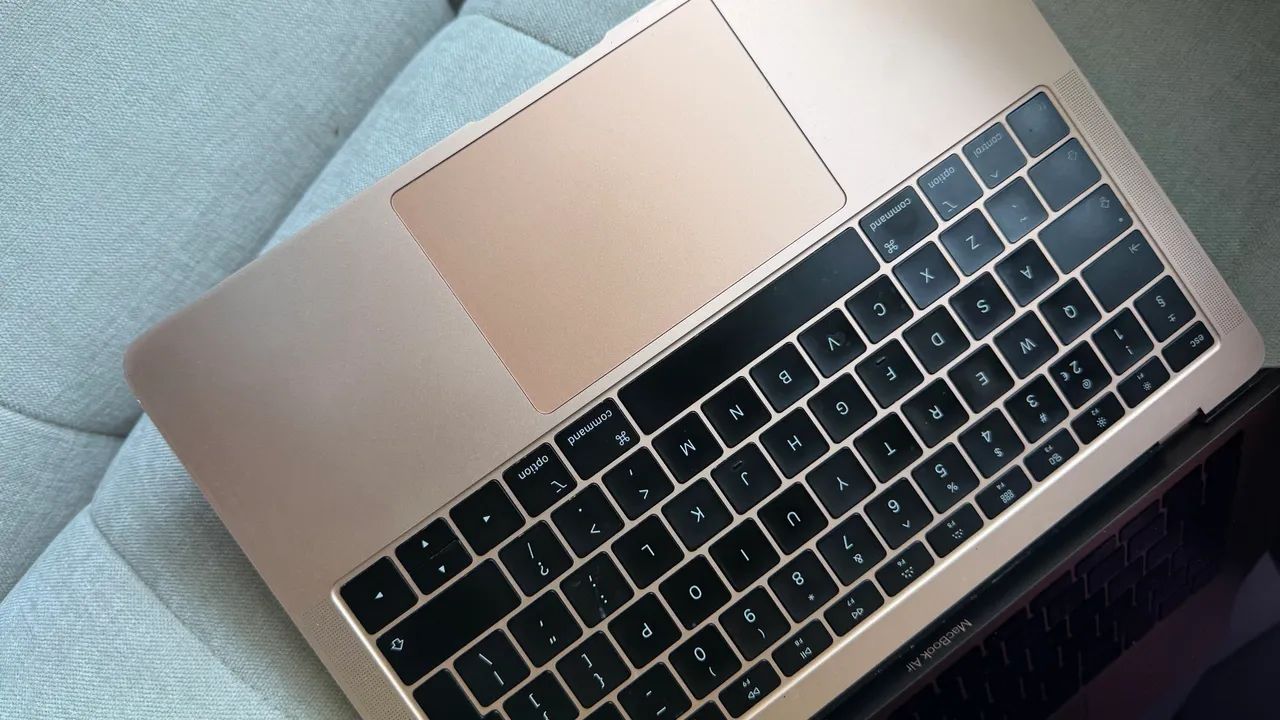 macbook air retina 2018