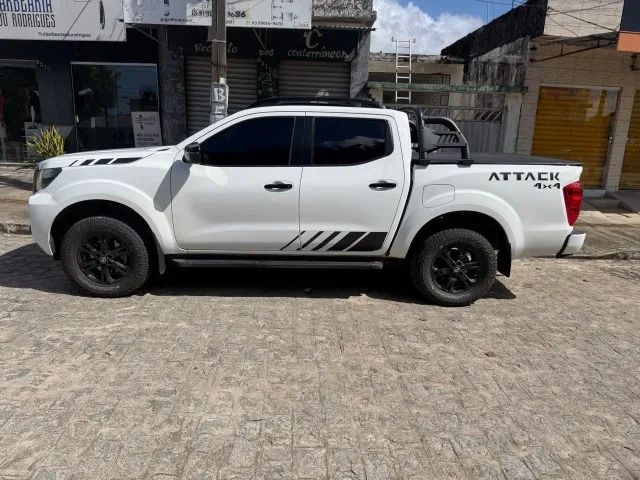 Nissan Frontier 2023