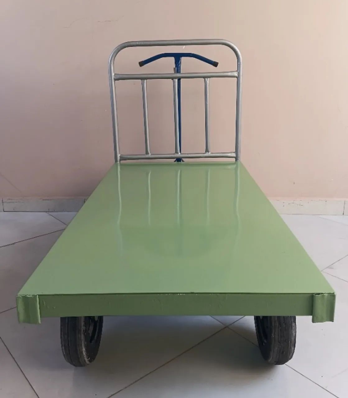 Carrinho Plataforma em Aço - Usado (excelente estado) - Foto 3
