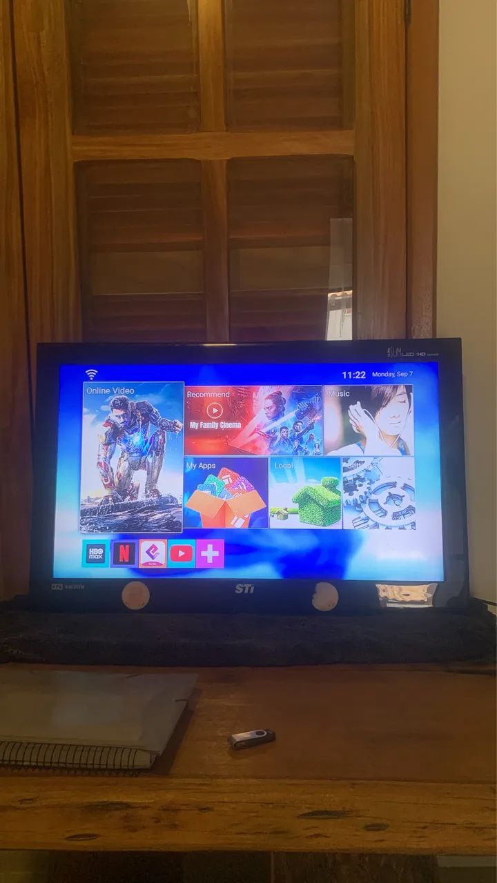 Vendo Tv 32 polegadas STI LED HD