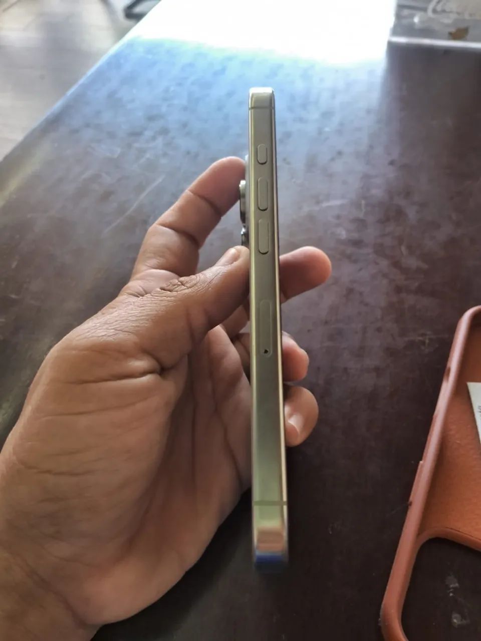 Vendo ou troco iPhone 16 pro 256 - Foto 5