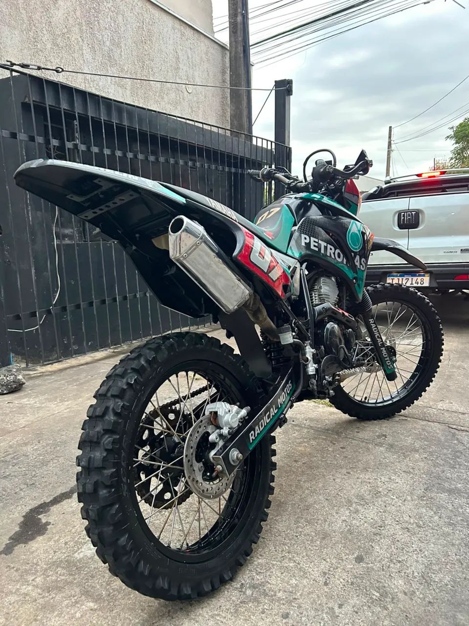 Lander 250 de trilha  - Foto 3