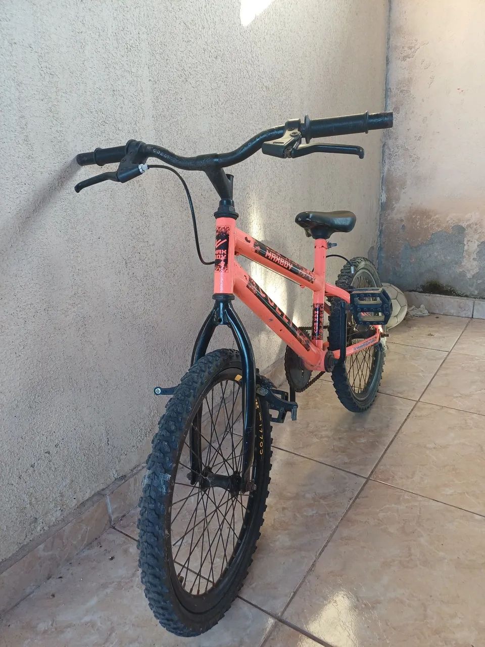 Bicicleta semi nova Aro 20