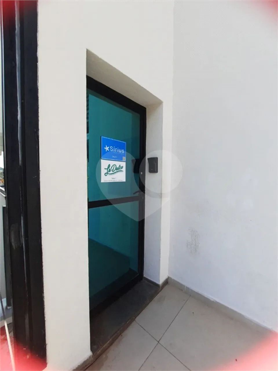 Sala Comercial com 58m² para Locação na Região da Granja Viana-Cotia ideal para escritório - Foto 3