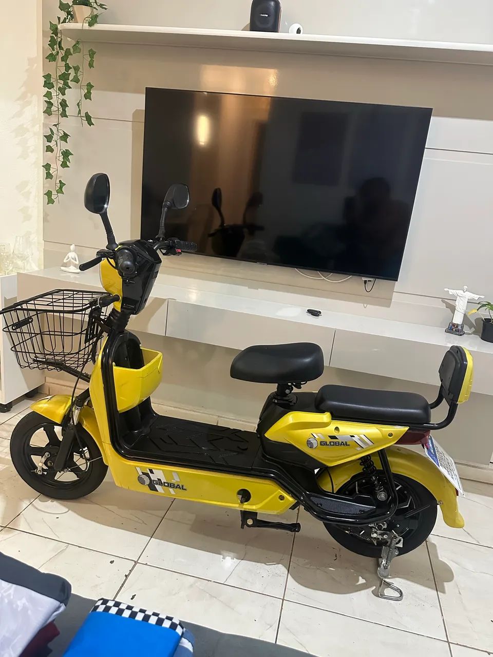 Bicicleta elétrica 500w novinha - Foto 4