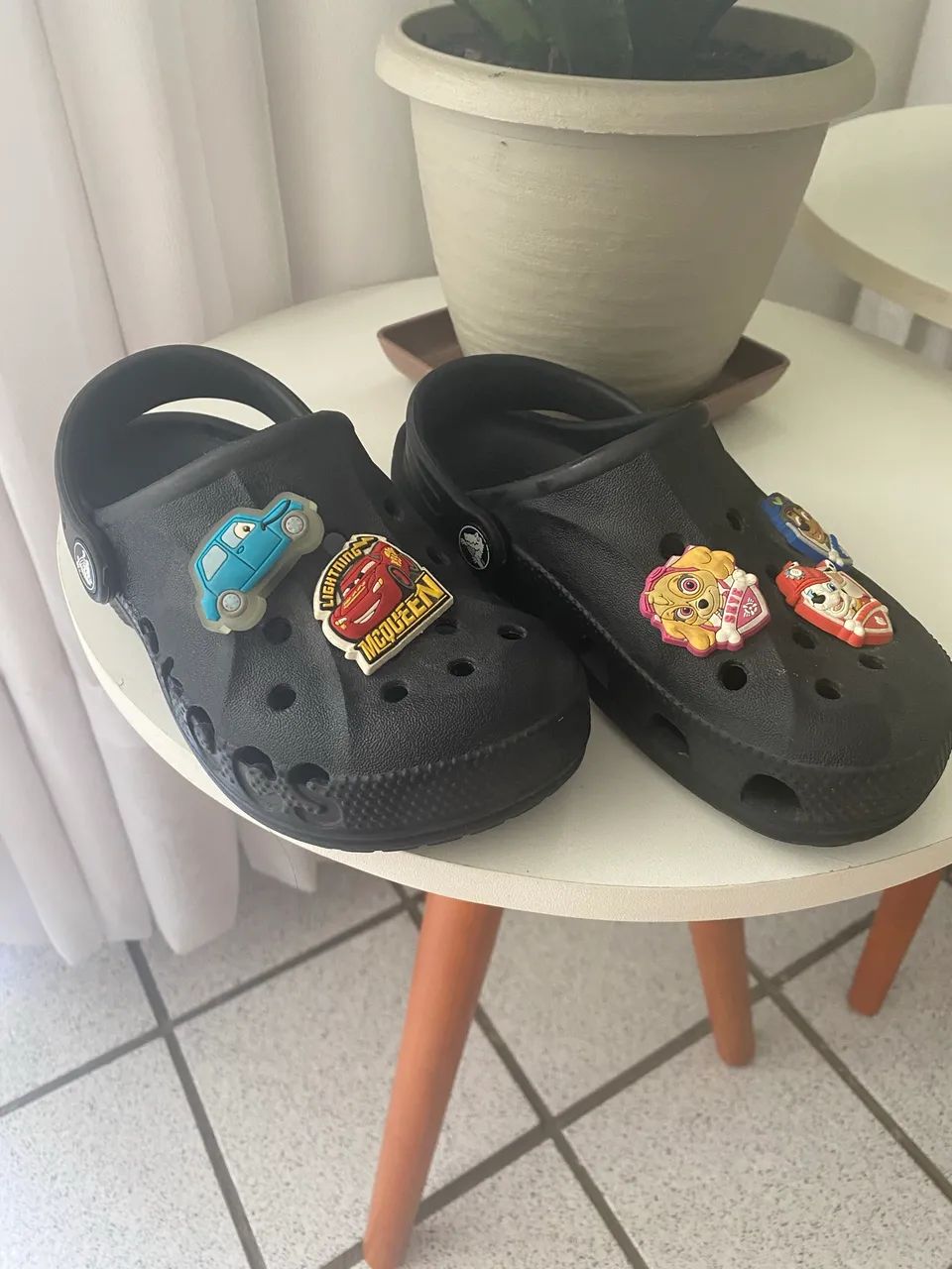Crocs com charme - Foto 2