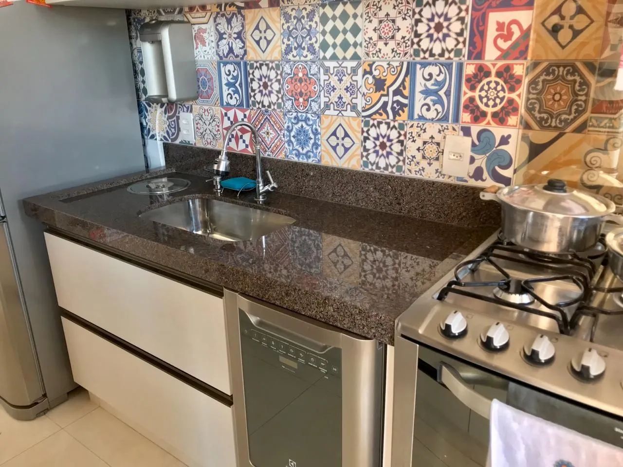 Apartamento REFORMADO, localização privilegiada.  - Foto 4