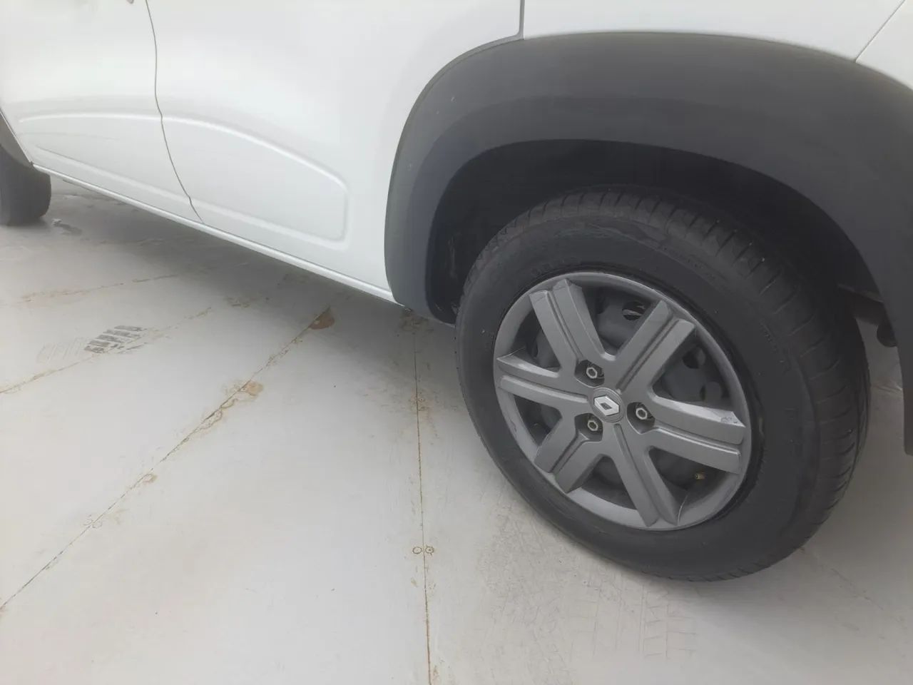 Renault Kwid 1.0 Zen, foto 12 de 18
