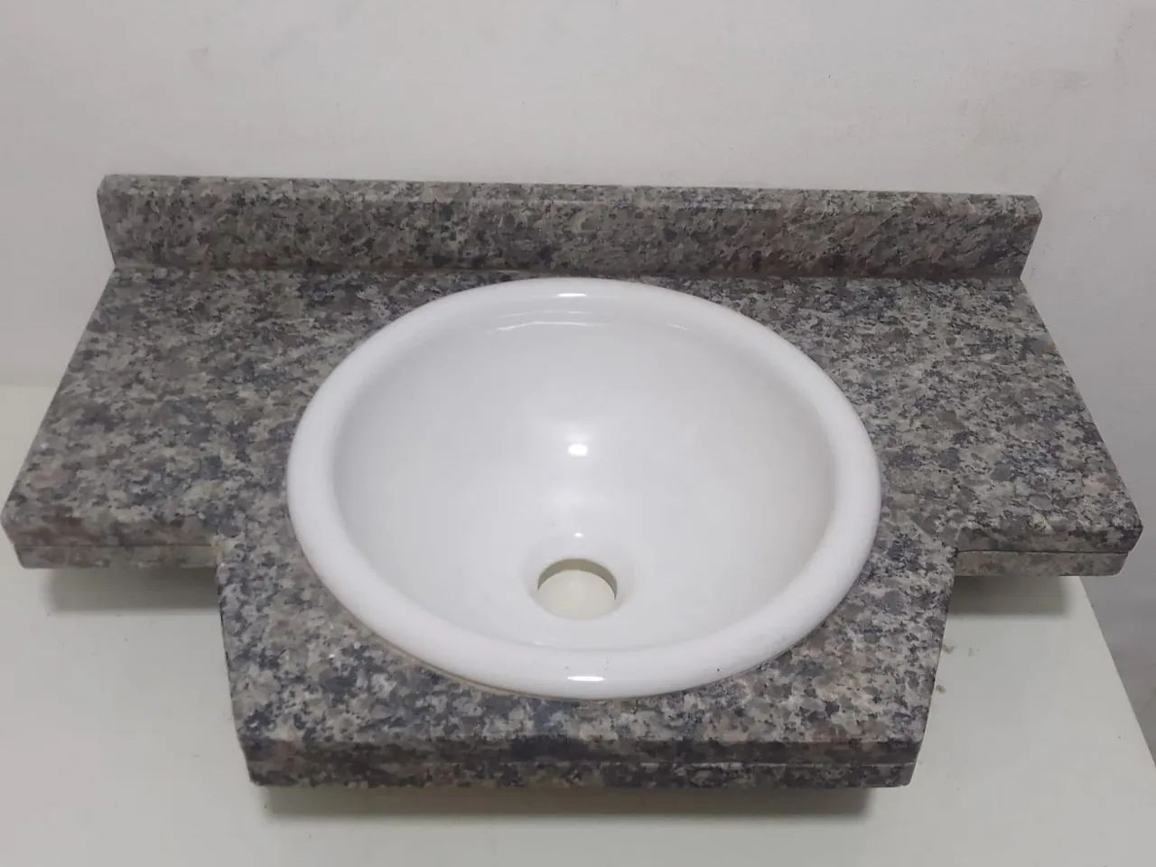 Lavatório Granito Cuba de Louça Redonda Pronto para ser Instalado - Foto 4