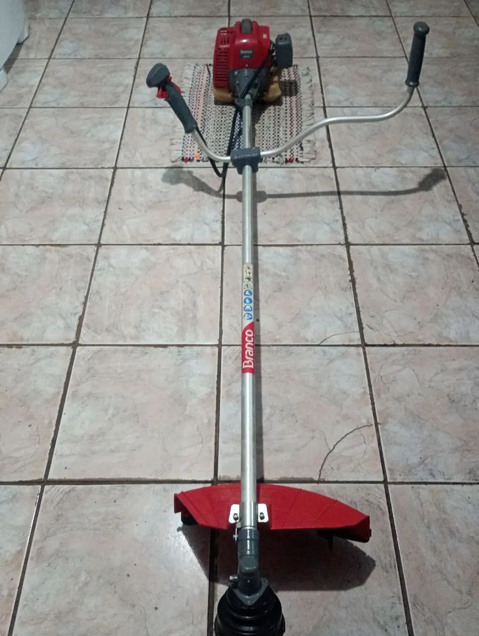 roçadeira branco 