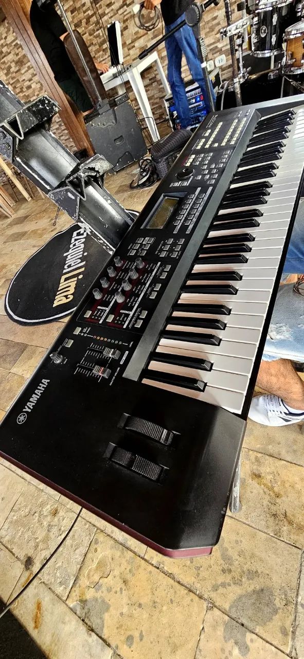 Yamaha MOXF6 - Foto 2