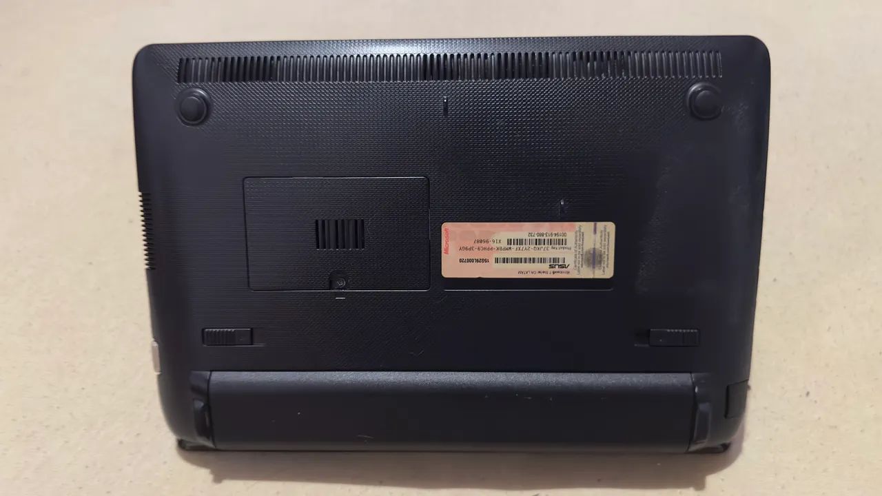 Asus EeePC 1015PE - Foto 2