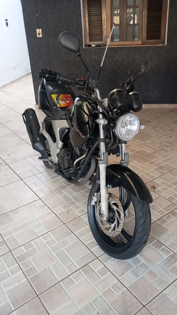 Fazer 250