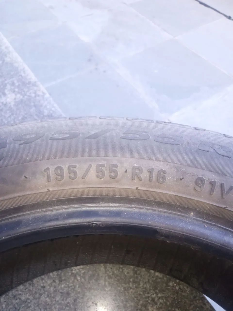 2 pneus Pirelli cinturado 195 55 16, carnudos passa na vistoria  - Foto 4