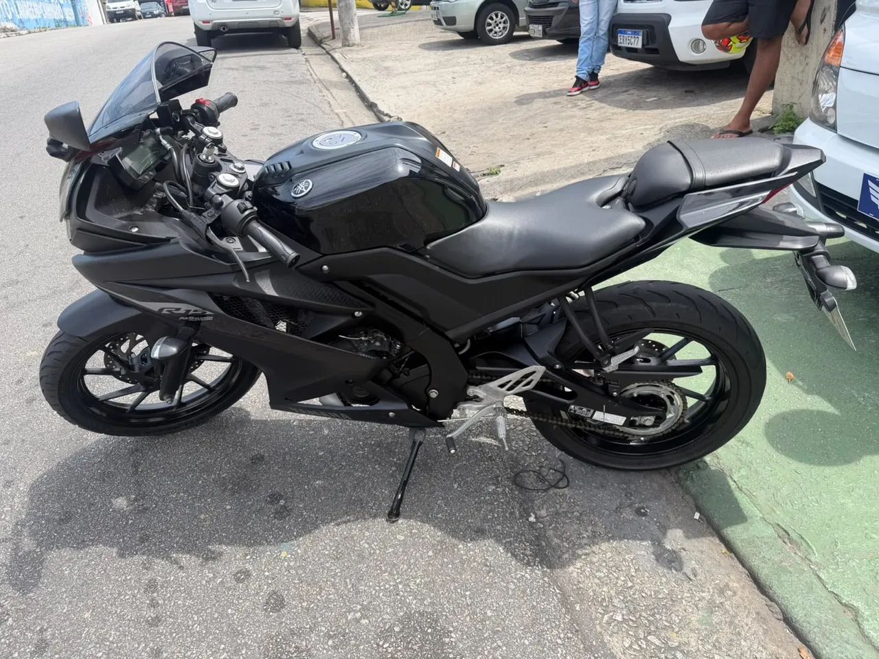 Yamaha R15 - Foto 2