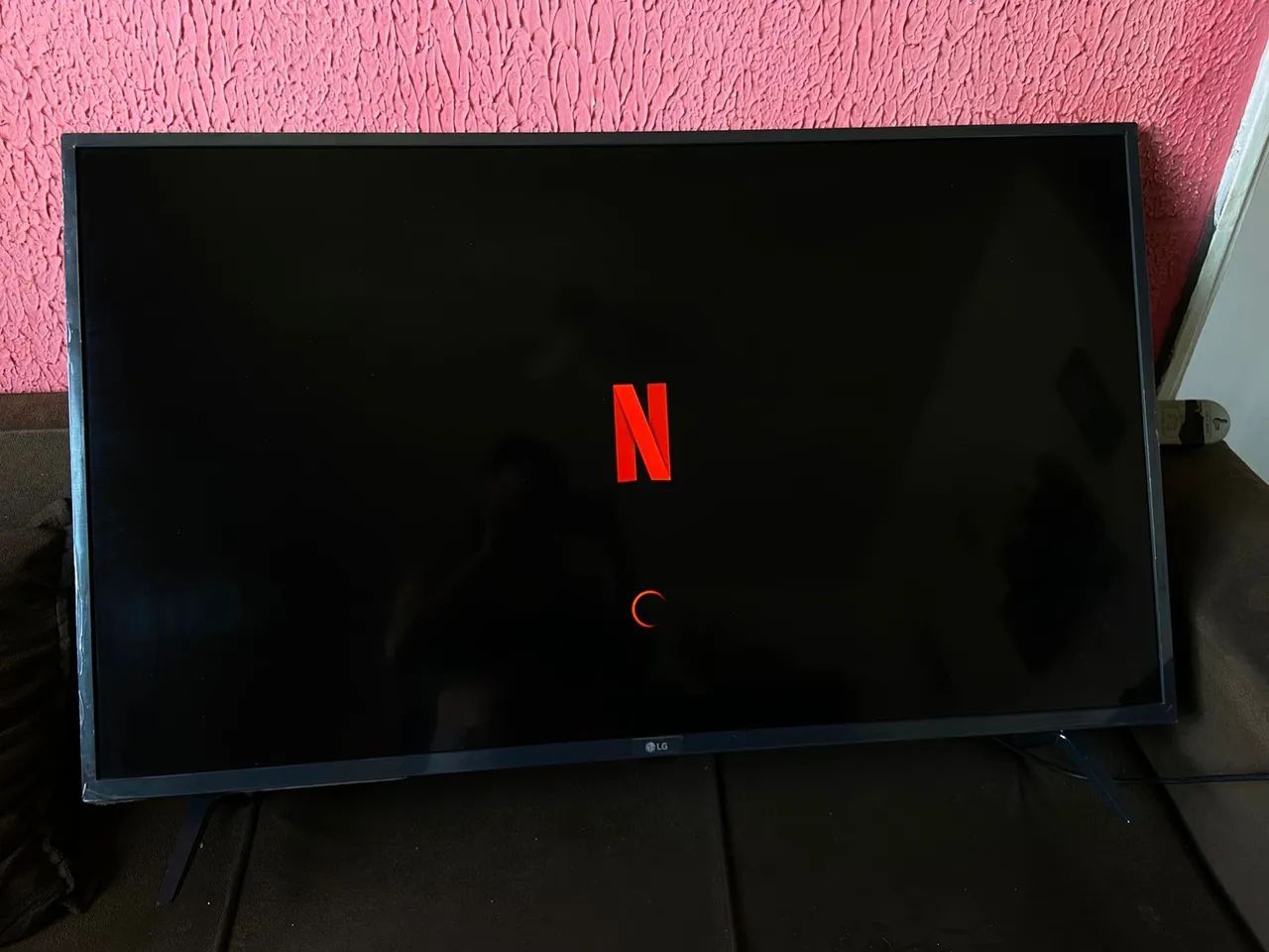 SMART TV LG 43 POL semi nova - Foto 4
