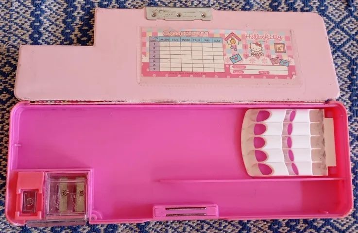 ( Leia ) Antigo Estojo Escolar Hello Kitty Bus Stop 2015 - Foto 5