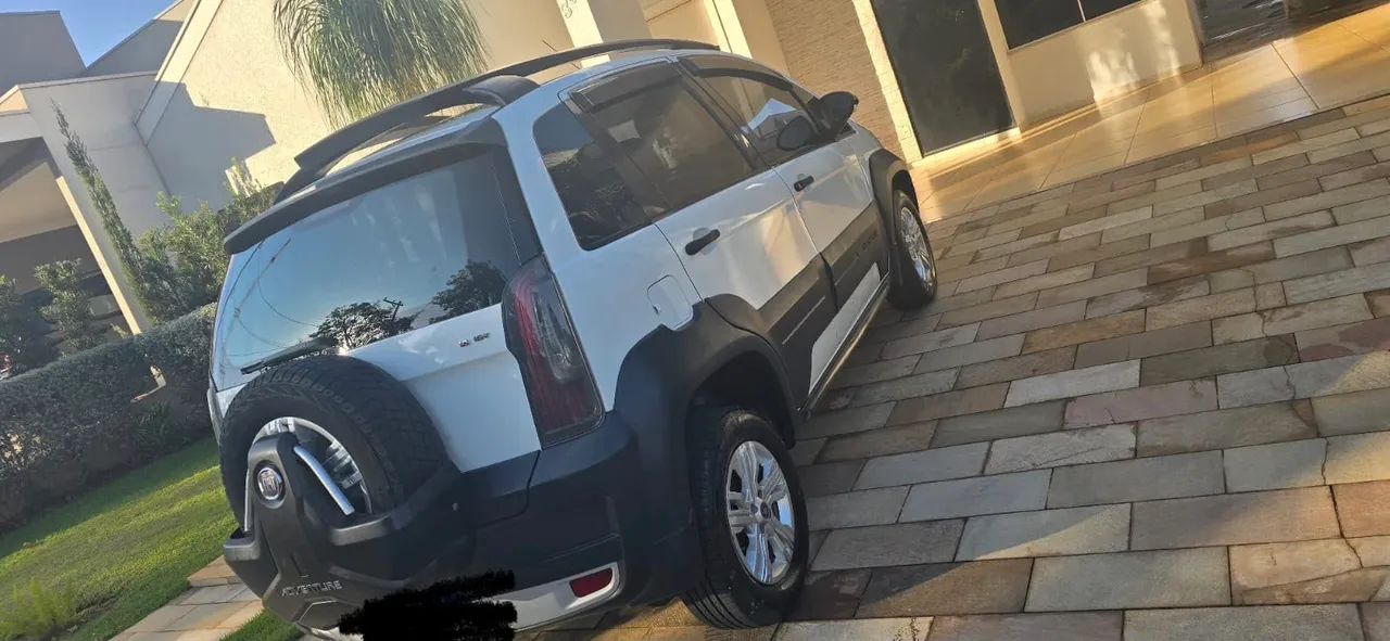 Fiat Idea Adv./ Adv.lock.dualogic 1.8 Flex 5P 2012 - Foto 4
