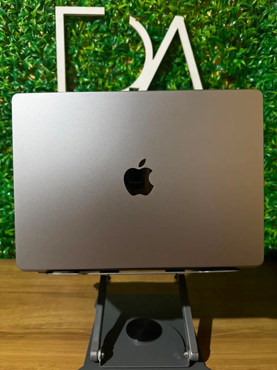 MacBook Pro M1 Pro 14 inch 16gb ram 512gb SSD - Notebooks - Jardim