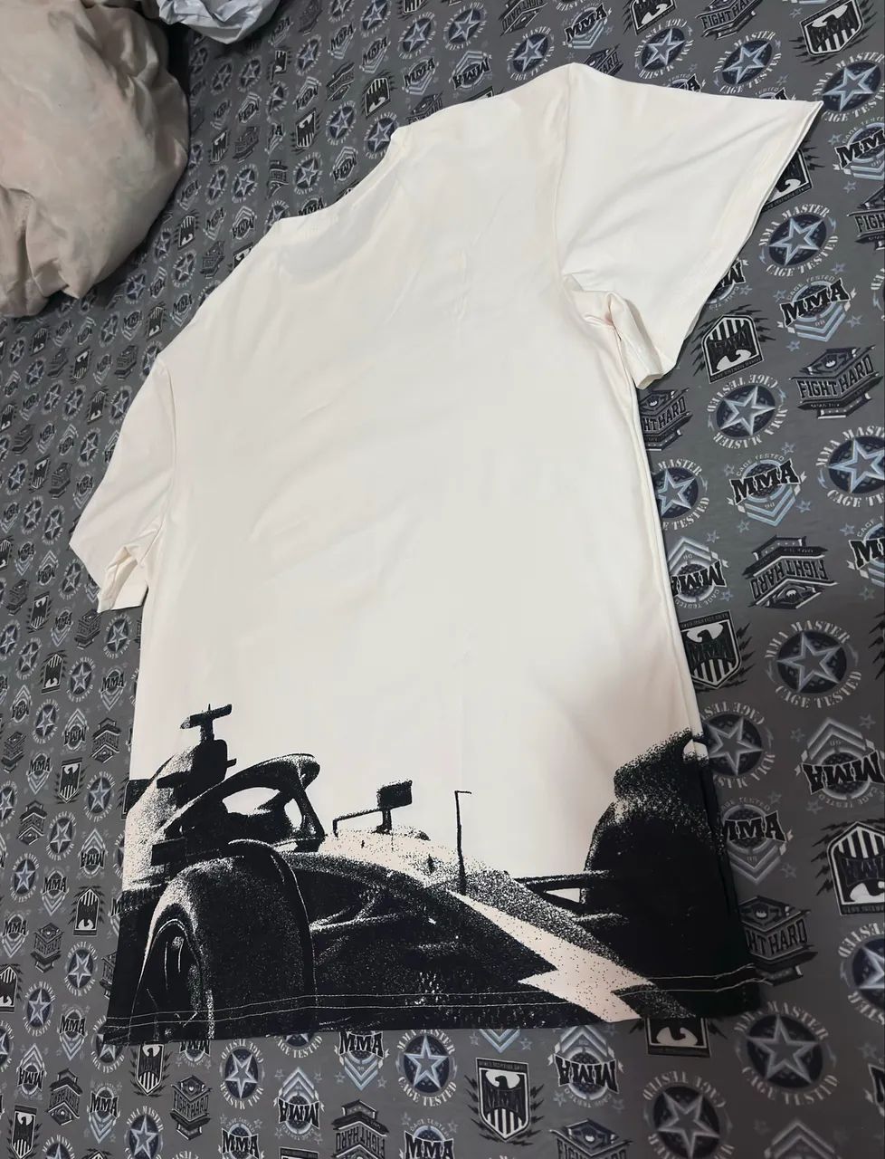 Camiseta oversized Tamanho M  - Foto 2