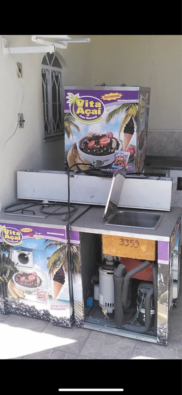 Máquinas de açaí/sorvete na casquinha