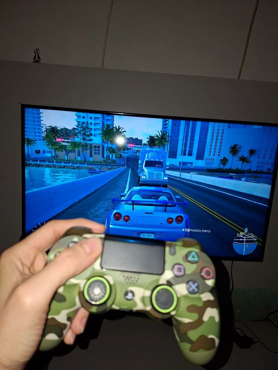 Playstation 4 Slim 2tb em excelente estado e com jogos - Foto 3