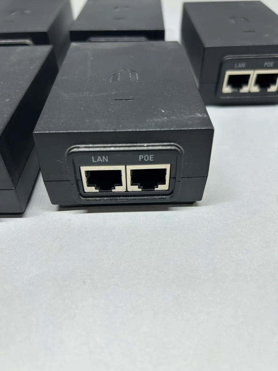 injetor PoE (Power over Ethernet) da marca Ubiquiti Networks - Foto 4