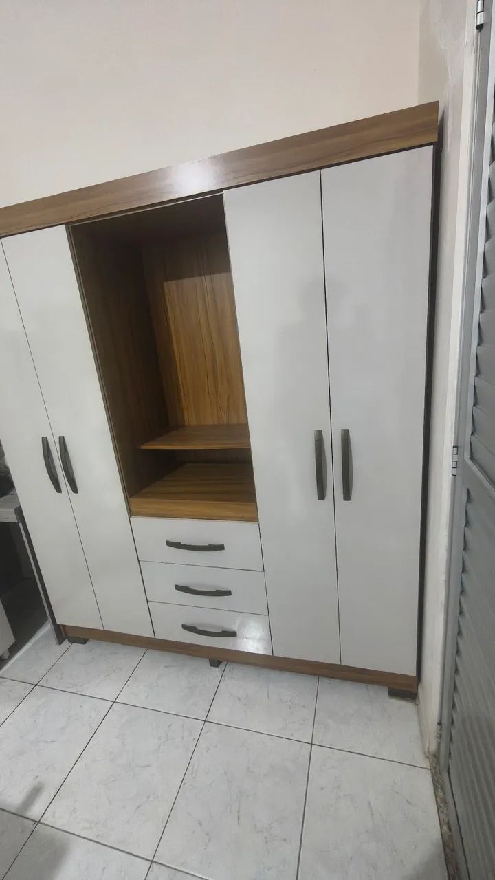 Roupeiro Novo