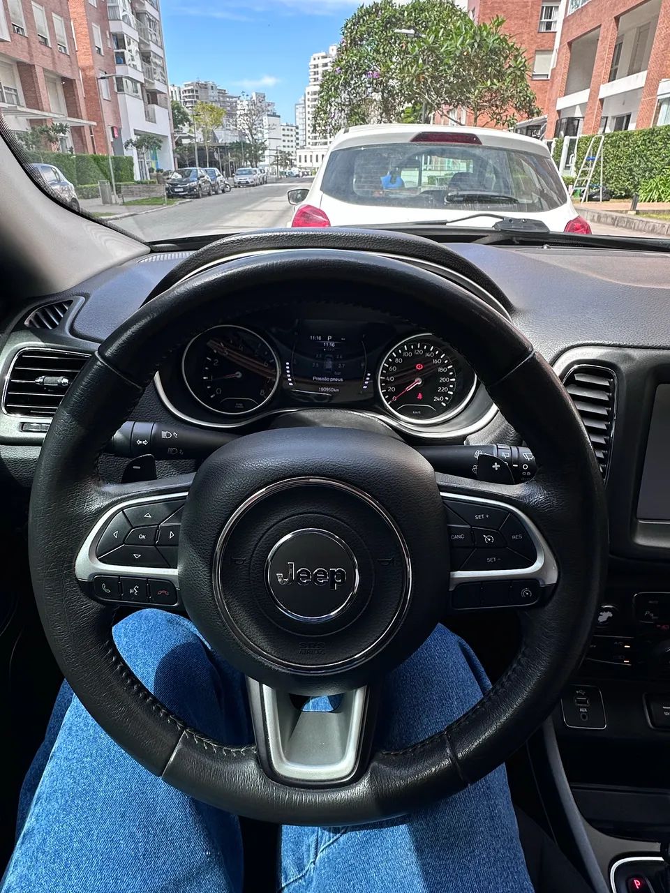 Jeep Compass Longitude 2.0 4X2 Flex 16V Aut. 2017 - Foto 2