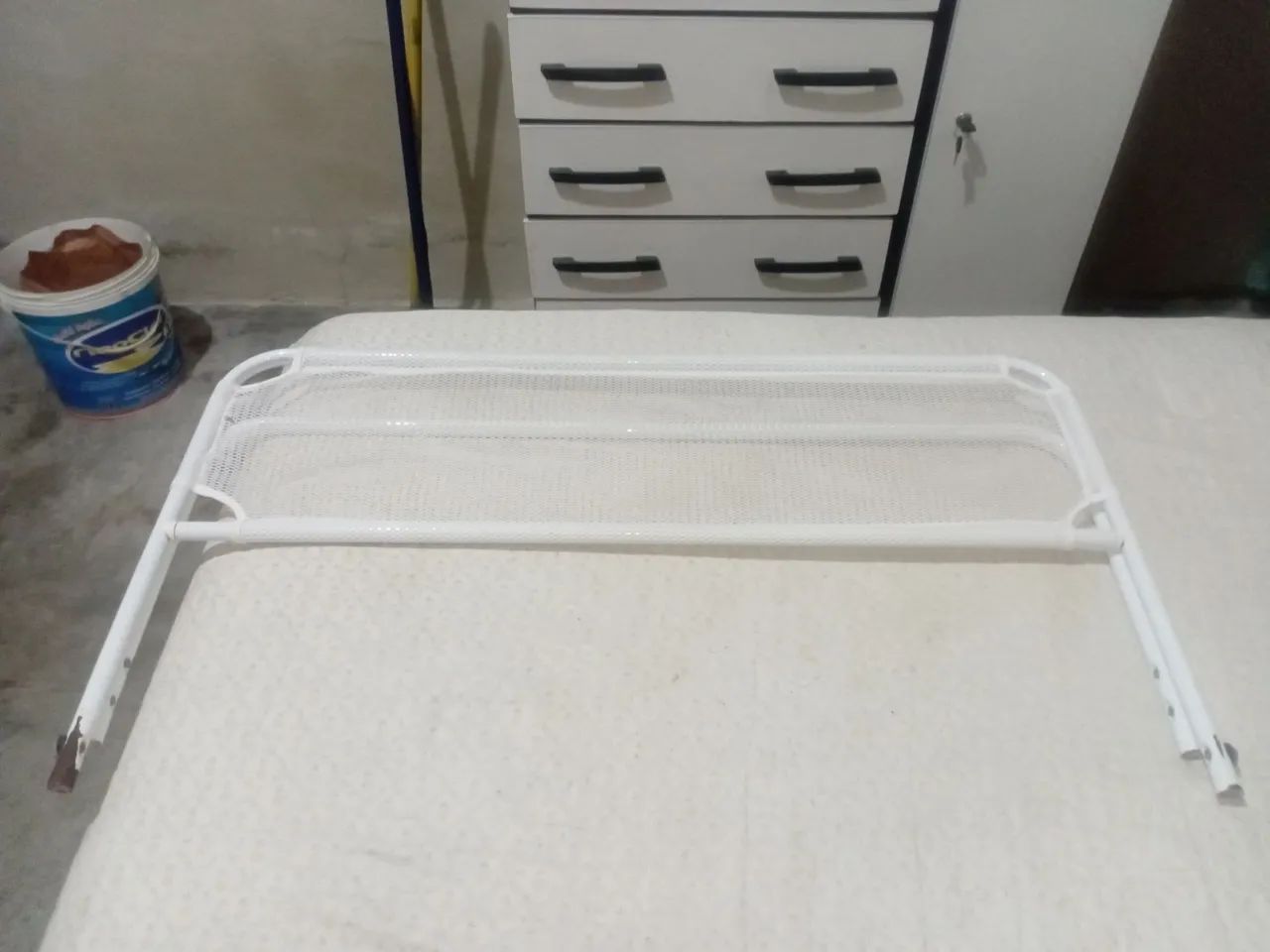 Grade de proteção para cama