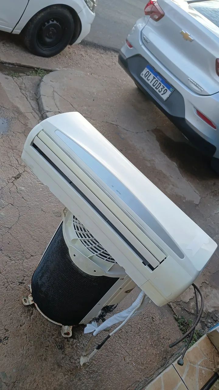 Central 9 btu funcionando normal ,1000$ com instalação  - Foto 2