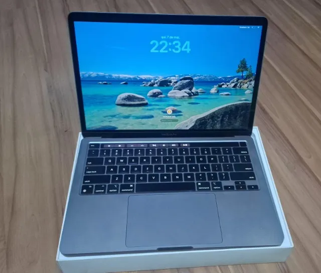 MacBook Pro M2 -2022 8GB Memory 13.3 inch 256GB HD - Notebooks